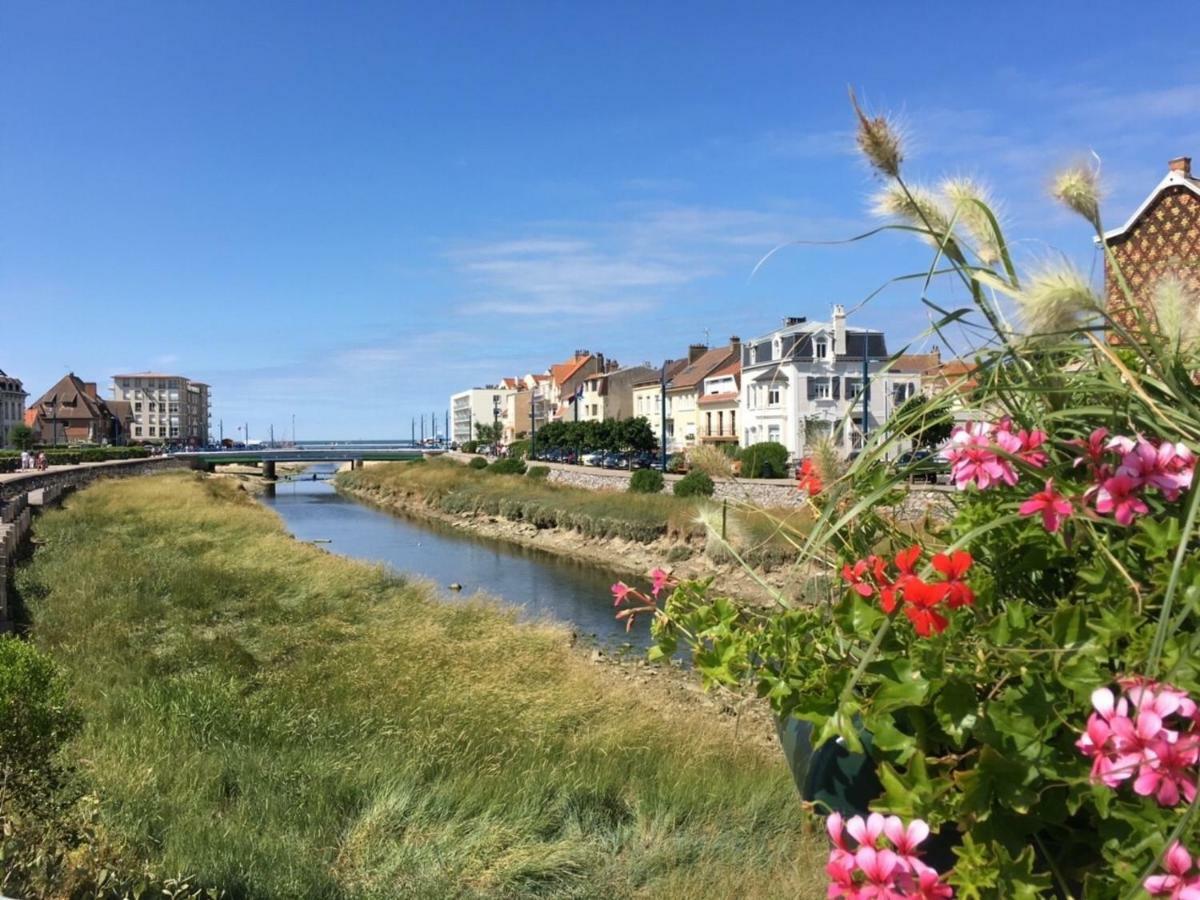 "Appartement Sur Digue" Proche De La Plage Avec Wifi Wimereux Luaran gambar